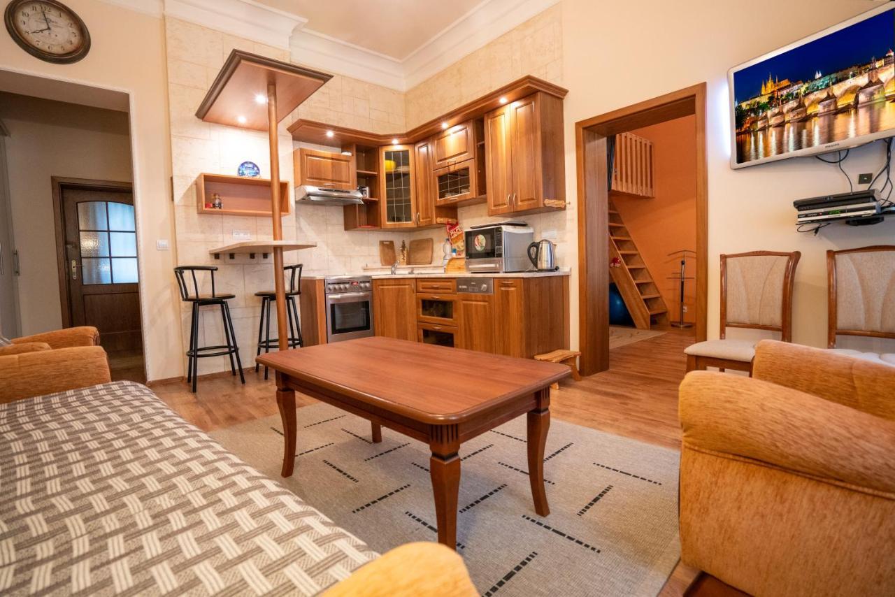 Apartment Ferdinand Karlovy Vary Exterior foto
